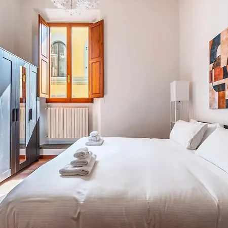 Vigna Nuova First Floor Apartment