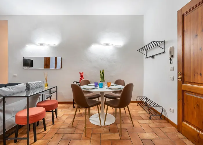Vigna Nuova First Floor Apartment