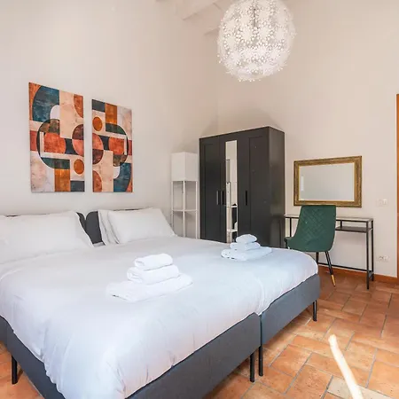 Vigna Nuova First Floor