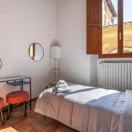 Vigna Nuova First Floor